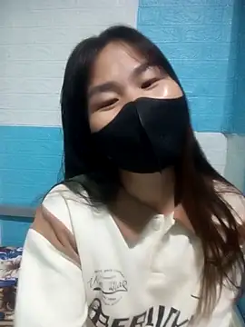 Donatella28 online show from December 5, 2025, 3:27 am