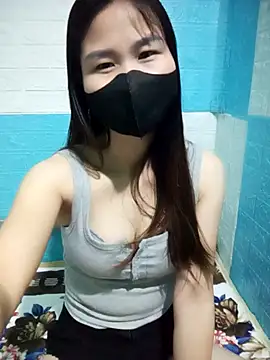 Donatella28 online show from February 5, 2026, 3:35 am