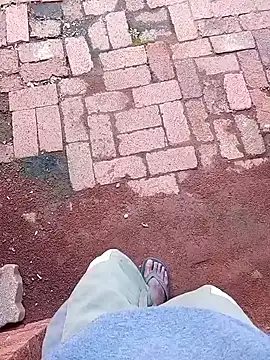 younggblackkCOCK19 online show from April 18, 2026, 1:57 pm