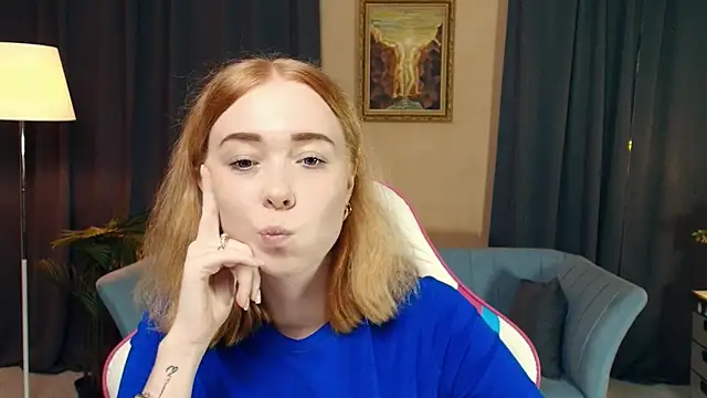 Snapshot of AddieOsler chatting on November 24, 2025, 8:09 pm AddieOsler online show from November 24, 2025, 8:09 pm