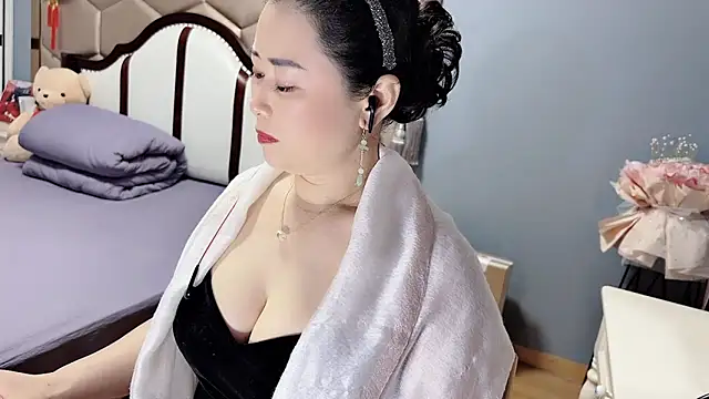 Snapshot of yaoyao22678 chatting on April 21, 2026, 2:14 am yaoyao22678 online show from April 21, 2026, 2:14 am