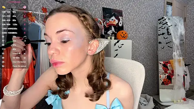 MiraVandee online show from October 31, 2025, 4:20 am