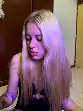 tiffanystarling online show from November 6, 2025, 8:29 am