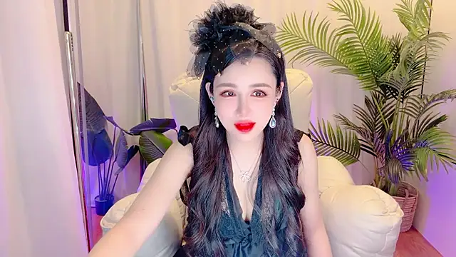 Vv123668 online show from November 12, 2025, 2:21 pm