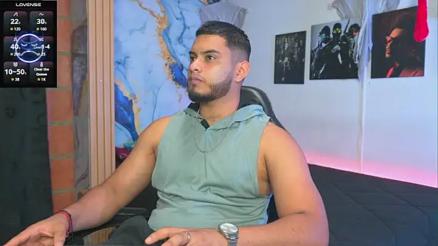 Tiler wolker online show from November 28, 2025, 2:34 am