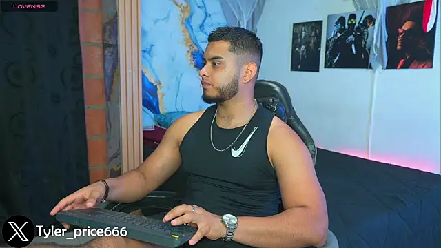 Tiler wolker online show from December 5, 2025, 1:05 am