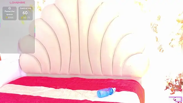 Snapshot of HellemMonet chatting on November 30, 2025, 7:47 pm HellemMonet online show from November 30, 2025, 7:47 pm