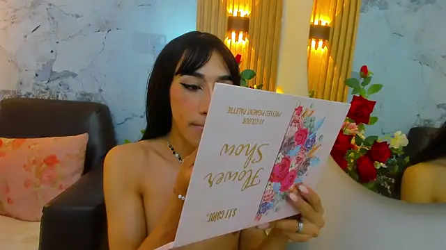 Nayla Monroee online show from November 15, 2025, 8:13 pm