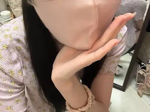 miku pipipi online show from November 16, 2025, 6:56 pm