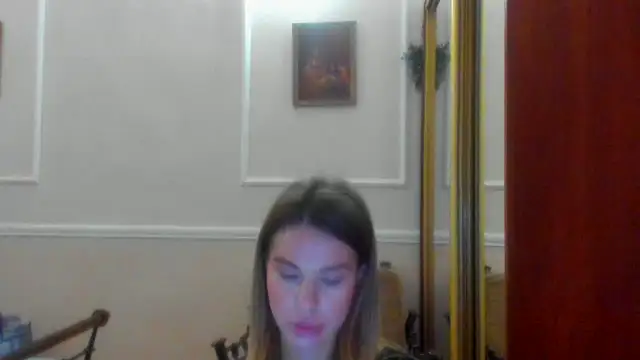 Snapshot of LinaBey chatting on February 17, 2026, 9:06 am LinaBey online show from February 17, 2026, 9:06 am