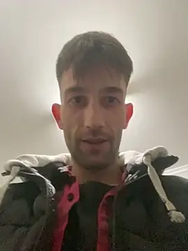 Snapshot of Dondeloquieras4 chatting on February 16, 2026, 7:34 pm Dondeloquieras4 online show from February 16, 2026, 7:34 pm