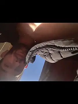 Snapshot of Dondeloquieras4 chatting on February 26, 2026, 10:04 am Dondeloquieras4 online show from February 26, 2026, 10:04 am