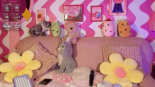 Candygirls xoxo online show from November 30, 2025, 10:49 am