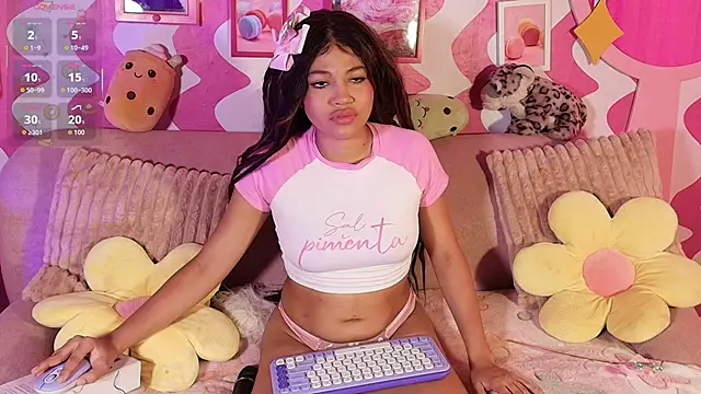 Candygirls xoxo online show from December 1, 2025, 6:42 pm