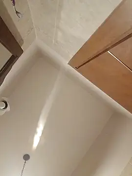 Pinos8700 online show from December 4, 2025, 9:58 pm