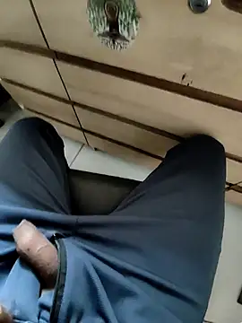 Snapshot of tomdear chatting on October 27, 2025, 3:07 am tomdear online show from October 27, 2025, 3:07 am