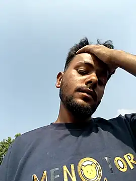 devil boy 0909 online show from November 27, 2025, 6:47 am