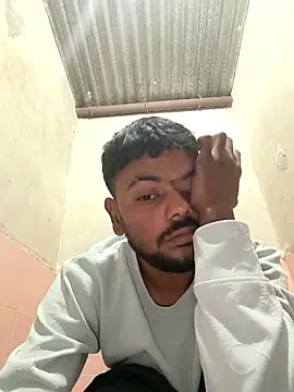 Snapshot of devil_boy_0909 chatting on January 9, 2026, 2:40 am devil boy 0909 online show from January 9, 2026, 2:40 am