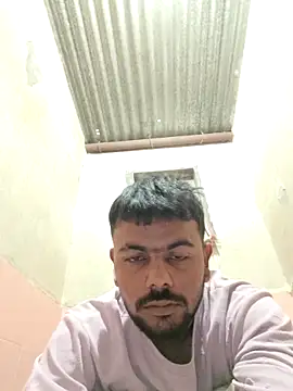 Snapshot of devil_boy_0909 chatting on January 8, 2026, 2:28 am devil boy 0909 online show from January 8, 2026, 2:28 am