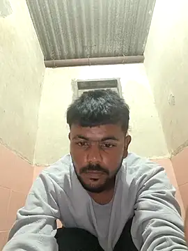 Snapshot of devil_boy_0909 chatting on January 6, 2026, 5:17 pm devil boy 0909 online show from January 6, 2026, 5:17 pm