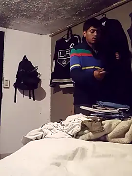 SkinniYamo online show from April 2, 2026, 3:57 am