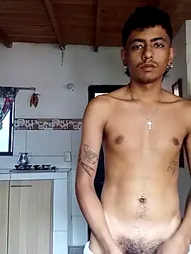 Snapshot of SkinniYamo chatting on February 25, 2026, 4:18 pm SkinniYamo online show from February 25, 2026, 4:18 pm