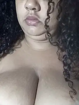 Snapshot of safirahot69 chatting on November 11, 2025, 9:26 am safirahot69 online show from November 11, 2025, 9:26 am