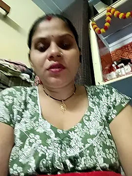 HayatKapoor online show from November 24, 2025, 8:09 pm