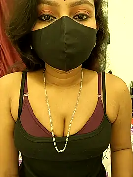 Sexy-suhana- online show from December 15, 2025, 2:17 am