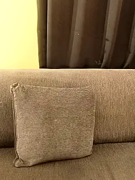 menaxi-baby7 online show from November 23, 2025, 5:39 am