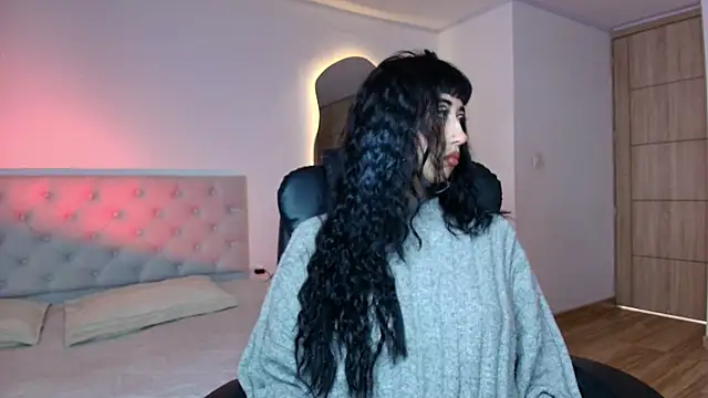 Raven  riot online show from November 7, 2025, 12:42 pm