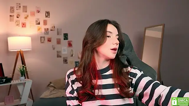 Snapshot of yourfrenchteacher chatting on October 29, 2025, 4:33 am yourfrenchteacher online show from October 29, 2025, 4:33 am