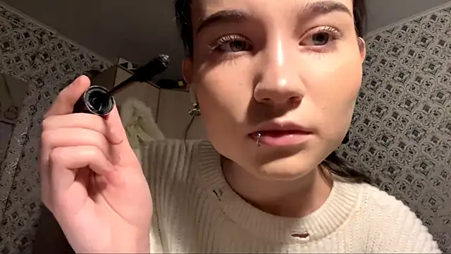 SofiaDreams09 online show from November 3, 2025, 2:20 pm