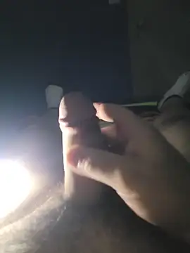 Tincho1051 online show from December 1, 2025, 10:32 pm