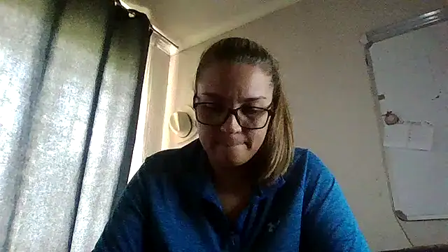 Snapshot of lilMissMarli chatting on February 1, 2026, 11:30 am lilMissMarli online show from February 1, 2026, 11:30 am