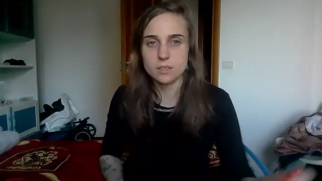 SinnEmily online show from April 4, 2026, 4:35 pm