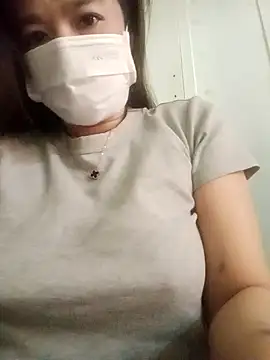 Snapshot of Bella2k1 chatting on January 7, 2026, 3:22 am Bella2k1 online show from January 7, 2026, 3:22 am