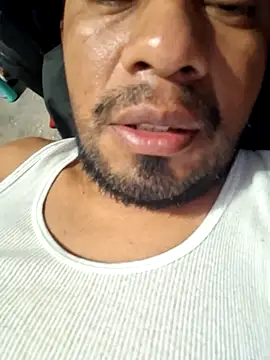 sanz957 online show from March 4, 2026, 4:09 am