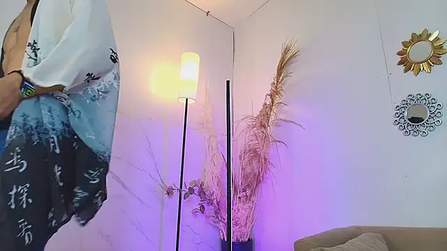 SexyAndresito22 online show from December 2, 2025, 7:10 am