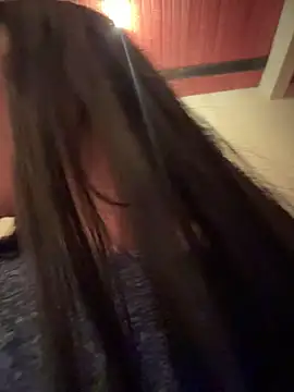 anny  18 online show from November 21, 2025, 8:41 pm