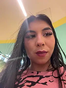 anny  18 online show from November 12, 2025, 10:02 pm