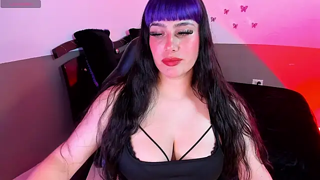 Monserrat Cute  online show from November 16, 2025, 2:49 am