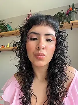 SugarTroubl33 online show from February 17, 2026, 1:41 pm