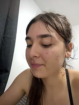 Valentina ro online show from November 22, 2025, 2:21 am