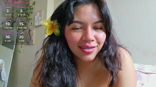 nataliesodaaa online show from November 4, 2025, 10:24 pm