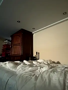 NomixDg online show from November 15, 2025, 4:11 pm