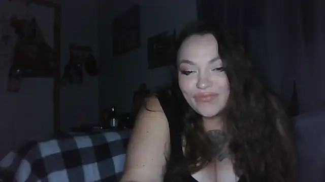 BartenderSteph online show from November 7, 2025, 4:17 am