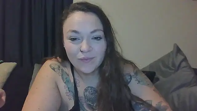 BartenderSteph online show from November 26, 2025, 10:04 am