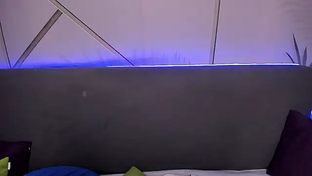 Eva  Blare online show from November 10, 2025, 2:05 am