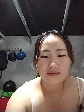 emini-xx online show from October 29, 2025, 1:54 pm